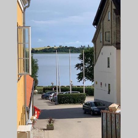 Lejlighed Pa Torvet I Stege Exterior photo